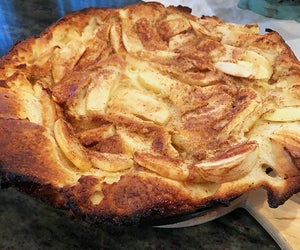 Get ready for some delicious apple dessert recipes, snacks, and pancakes!