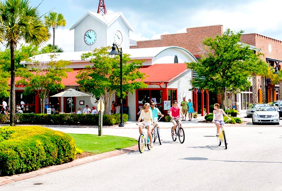 Hop on bikes to tour Charleston, SC. Photo courtesy of explorecharleston