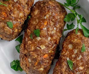 Quaker Oats' mini meatloaf recipe uses oatmeal instead of breadcrumbs, making it gluten-free. Photo courtesy of Quaker Oats
