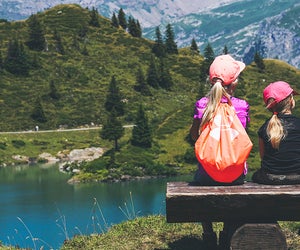 Take advantage of the hiking trail of all levels in the national parks. Photo by Susanne Jutzeler @suju-foto  