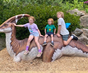 There's massive fun to be had exploring the exhibits at Squam Lake Natural Science Center in New Hampshire!